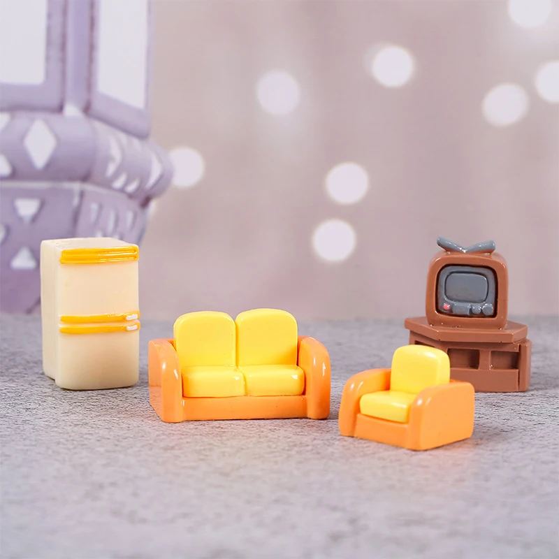 Lovely Mini Furniture Ornaments Creative Resin Home Daily Life DIY Landscaping - £7.39 GBP