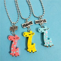 Cute 3 Pcs/lot Best Friends Forever BFF Giraffe Necklace &amp; KeyChain Set Kids Gir - £9.72 GBP