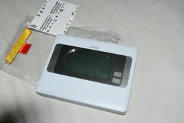 Radio Thermostat Z-Wave Communicating Touch Screen Thermostat CT100 W1A3 - $536.29 MXN