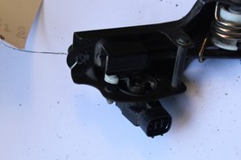 2001-2003 TOYOTA PRIUS ENGINE BAY FUSE RELAY BOX R3471 image 2