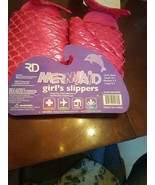 Mermaid Girl&#39;s Slipprrs Large 4-5 - $24.63