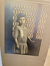Photograph Cabinet Card Little Girl In Checkered Dress Non-Smiling 4&quot; x 5.5&quot; Vtg - £6.74 GBP