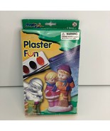 Christmas Plaster Fun Set Paint Children Craft Kit Winter NIB - £6.90 GBP