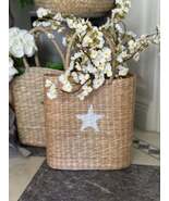 Seagrass White Star Tote - $879.85 MXN