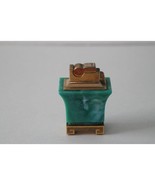 Vintage Pagoda Table Lighter (JADE Color) - £58.43 GBP