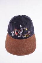 RARE VINTAGE SNAPBACK CAP HAT  WARNER BROS LOONEY TUNES Studio Store - $279.13 MXN