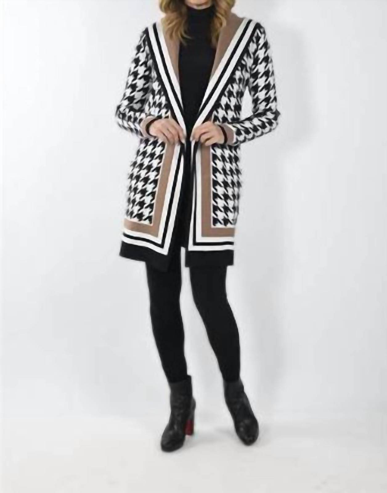 Frank Lyman 233881u - hooded houndstooth coatigan in Black/Tan