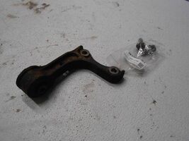 1999 Toyota 4Runner Front Right RH Passenger Differential Mount - $72.99