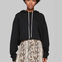 Wild Fable Women&#39;s Crop Hoodie Size XXL, Pullover, New With Tags Black - £8.21 GBP