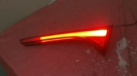 2018-2019 MITSUBISHI ECLIPSE CROSS REAR RIGHT SIDE INNER TAILLIGHT LAMP OEM - £205.11 GBP