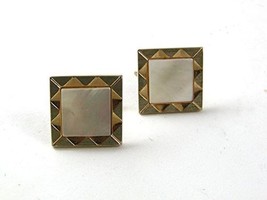 Mid Century Modern Gold Tone &amp; Mother of Pearl Cufflinks By SWANK 1217 - £19.73 GBP