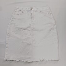 Shein Women’s White Cotton Blend Frayed Denim Skirt Size Large  image 8