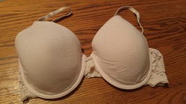 015 Fruit of The Loom Just For Her 38D Peach Color Bra Lace Sides - £6.30 GBP