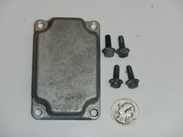 Cylinder Exhaust Power Valve Front Cover 1999 Suzuki RM250 RM 250 - £27.23 GBP