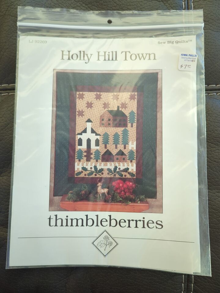 Holly Hill Town Quilt Pattern Thimbleberries 46"x57" Pictorial Winter Scene VTG - $10.44