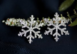 Rhinestone Snowflake Post Stud Earring, Crystal Christmas Snowflake Earrings  - £13.93 GBP