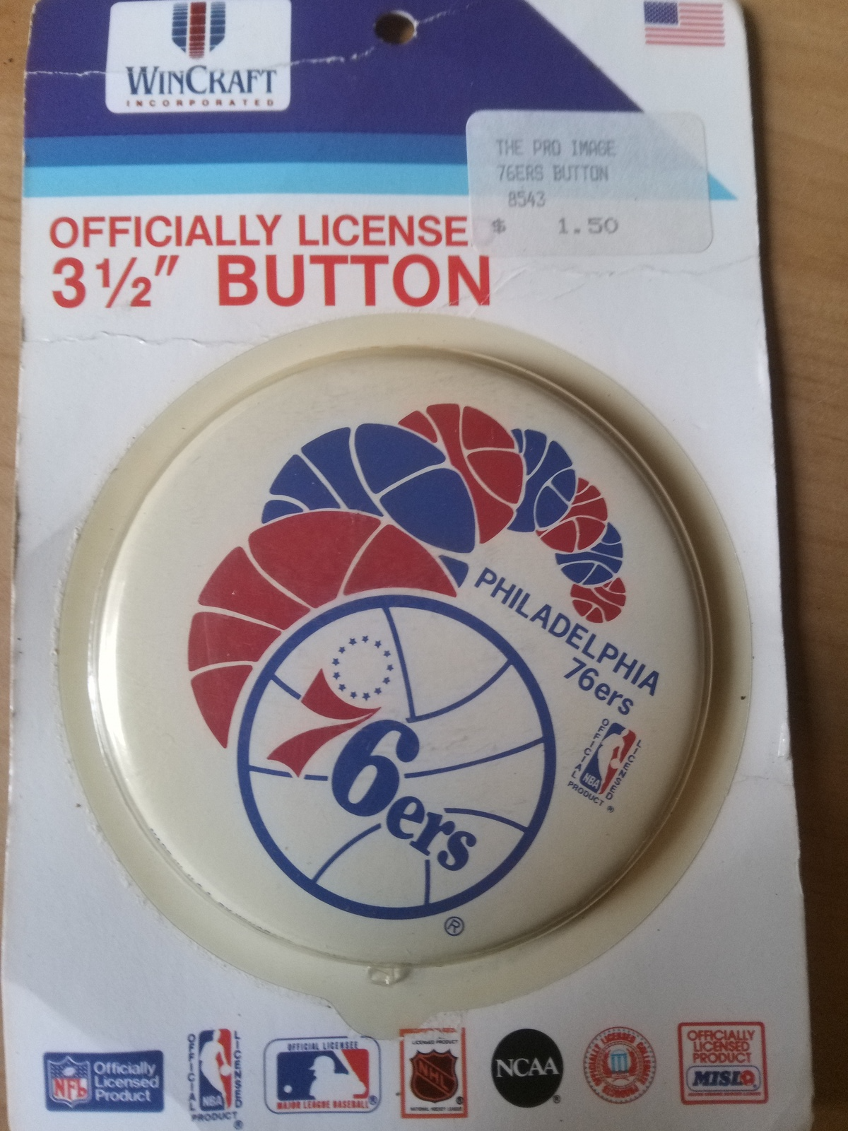 Primary image for 90s Philadelphia 76ers 3 1/2 in Button Wincraft