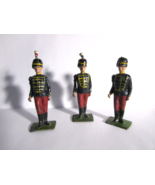 Vtg Britains Ltd Proprietors 3 Lead Figures Blue Red guards England   2.... - $24.41 CAD