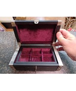 Vtg Wood Metal Banded Trinket Jewelry Box Lined 7.75&quot; - €29,88 EUR