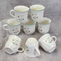 Pfaltzgraff Winterberry Cups Mugs  Lot of 8  Christmas Xmas - $18.61