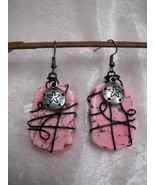 Handmade Artisan Pink Stone Earrings Black Wire Wrapped Starfish Hypoall... - £5.65 GBP