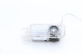 04-10 AUDI A8 L DOOR FLOOR LOGO LIGHT Q7119 image 5