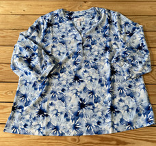 D&amp;Co NWOT Women’s Printed woven Y Neck blouse size L Blue AQ - £14.95 GBP