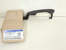 New OEM Ford Front Door Handle 2015-2019 Explorer Primer JB5Z-7822404-EAPTM - £95.67 GBP