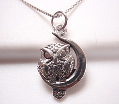 Night Owl Perched in Half Moon Necklace 925 Sterling Silver - £10.78 GBP