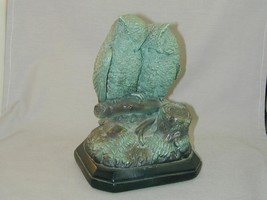 Vintage Faux Bronze Chalkware Figurine 2 Owls Marked - £23.59 GBP