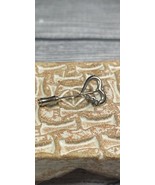 Gold Tone 80&#39;s Heart Shaped Hat Stick Pin - $12.22 CAD