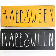 Happy Halloween Wood Decorations Lot Of 2 Orange Black 6.5" x 2.5" Home ... - €17,17 EUR Happy Halloween Wood Decorations Lot Of 2 Orange Black 6.5" x 2.5" Home ... - €17,17 EUR