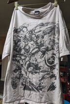 Mad Engine Black And Gray Marvel Spiderman - Captain America - Tshirt - $11.76