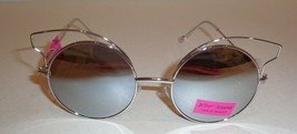 Betsey Johnson BJ475109 Silver New Womens Cat Eye Sunglasses - £78.11 GBP