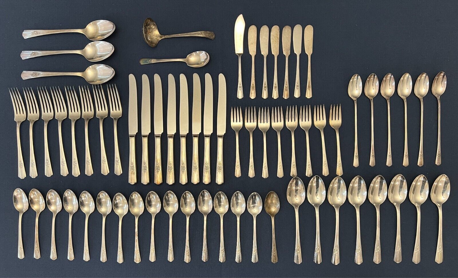 66 Piece Wm Rogers International Silverplate DESIRE Flatware Set - $125.77