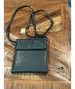 Amanda Smith Crossbody Wallet Genuine Leather Green NWT - $33.85 CAD