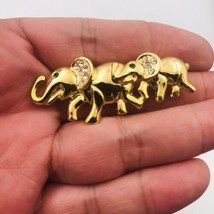 Bobbie Brooks Gold Tone Elephant w/ Baby Green &amp; Clear Rhinestone Brooch Pin 2&quot; - £9.58 GBP