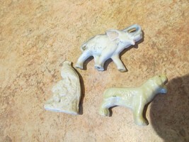 &quot;3 PIECE CERAMIC ANIMAL MINIATURES&quot; -MADE IN JAPAN-VINTAGE-BIRD, LION, E... - £9.95 GBP