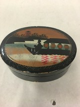 Oval VINTAGE Trinket box Japan lid River picture Lacquered Vanity Oriental Asian - £23.73 GBP