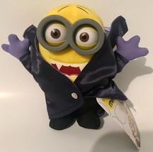 MINIONS Movie 2015 GONE BATTY- Dracula Minion Exclusive Action Figure 5&quot; Plush - £9.72 GBP