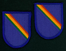 7TH SPECIAL OPERATIONS SUPPORT COMMAND, SOSC(A), 2 BERET FLASHES - $185.41 MXN