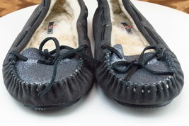 Minnetonka Sz 6 M Gray Moccasin Leather Women Slippers 40181 - £15.60 GBP