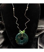 Necklace - Pendant with zig-zag wire and brilliant crystal beads - Affor... - $30.00