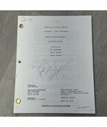 Original 1980 Paramount Pictures AIRPLANE! Autographed Script Robert Hay... - $10,306.57 MXN