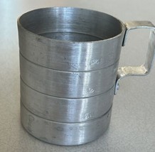 Metal Quart Measuring Cup Vintage Kitchen Utensil - £14.75 GBP