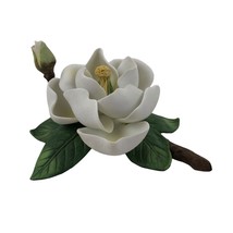 Avon Magnolia Figurine Porcelain Collectible Seasons In Bloom 1986 Unboxed - $18.81