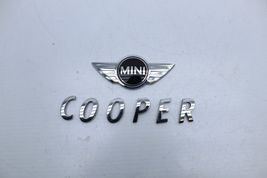Mini Cooper Clubman 2008-2014 FRONT HOOD EMBLEM BADGE WITH LETTERS CHROME U0102 image 2