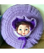 1950&#39;s 1960&#39;s 13&quot; Crochet Pillow Baby Doll Face Purple Décor Handmade Vi... - $21.15 CAD