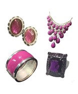 Lot Of Four Necklace Cuffbracelet Ring &amp;Earrings Purple Colors - $296.63 MXN