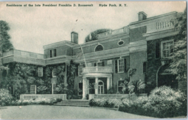Franklin Roosevelt&#39;s home, Hyde Park, NYC, New York Postcard. Posted 1947 - £7.61 GBP